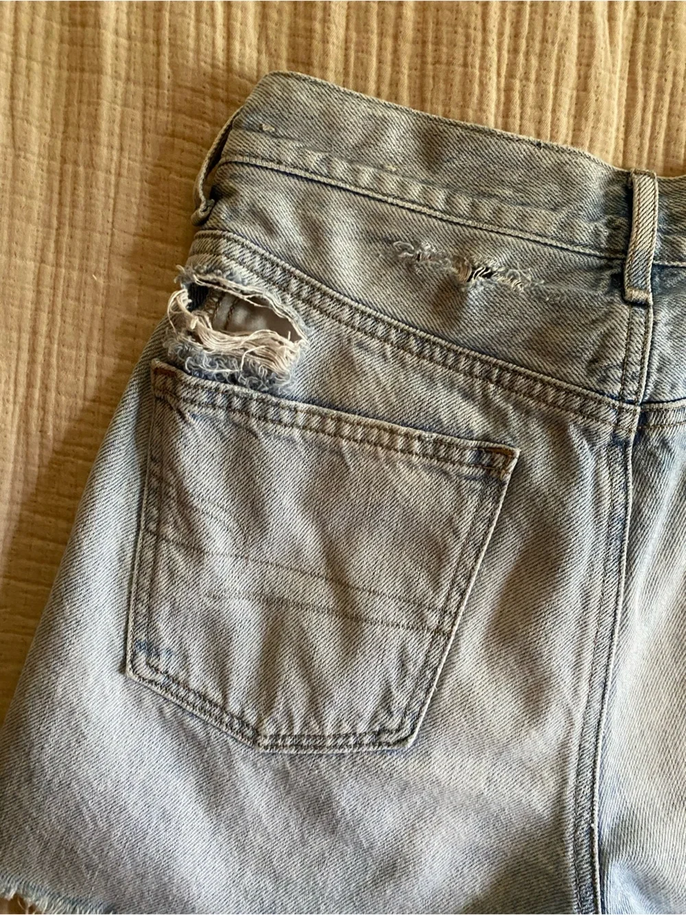 AEO 90s shorts